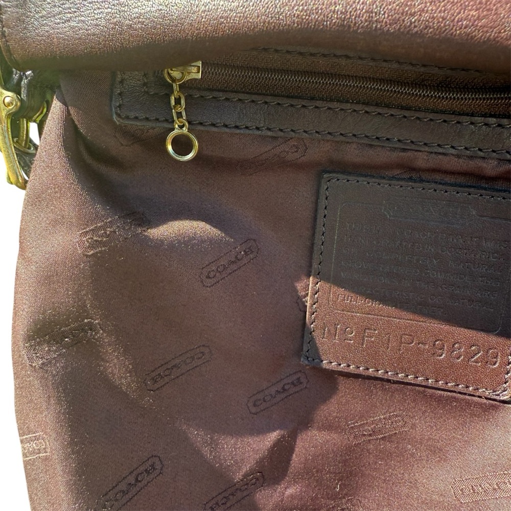 Legacy Monterey 9829 Mahogany Leather Flap Crossbody Costa Rica - Picture 10 of 17
